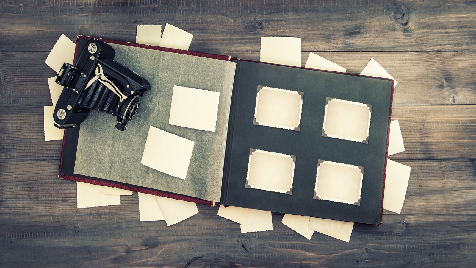 Blaskan archive view showing post entries with featured images and excerpts in a stacked list